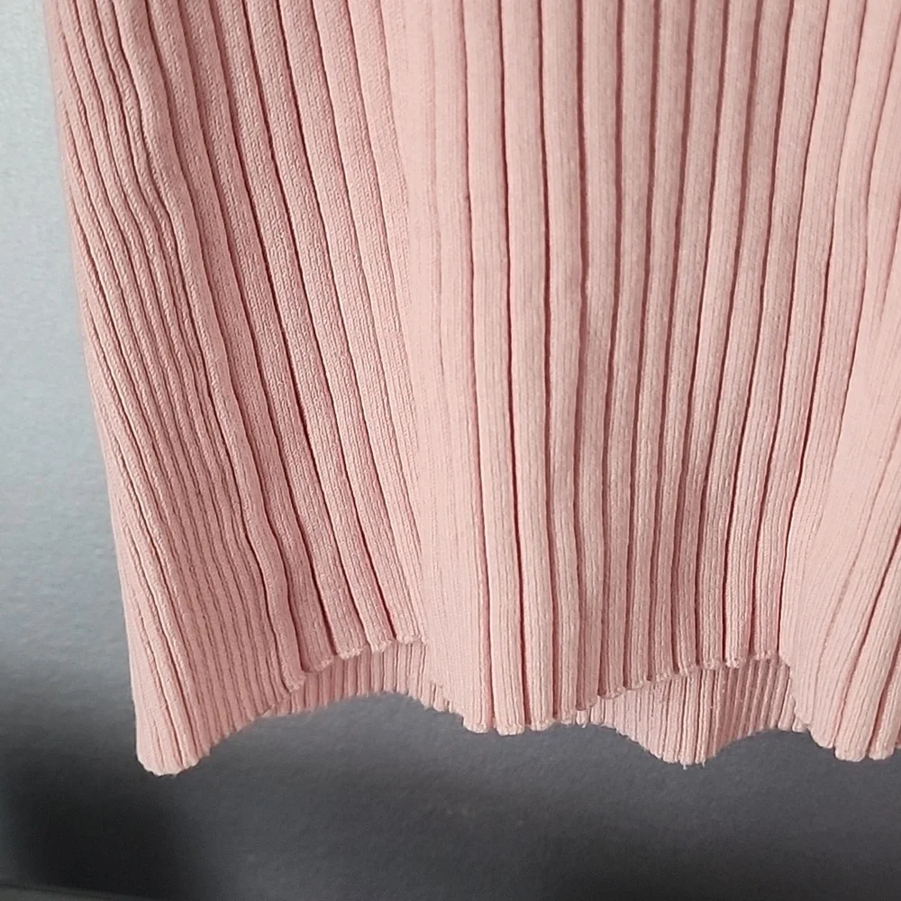 Pink Short Sleeve Turtleneck - Picture 4 of 7